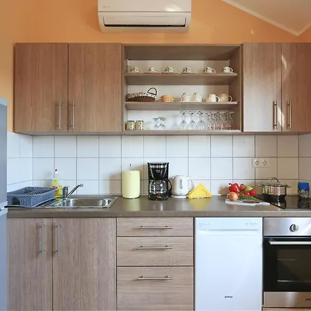 Antonija פירובאץ