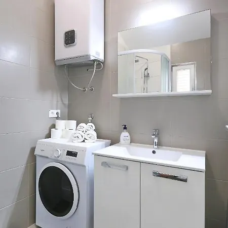 Apartment Antonija Pirovac